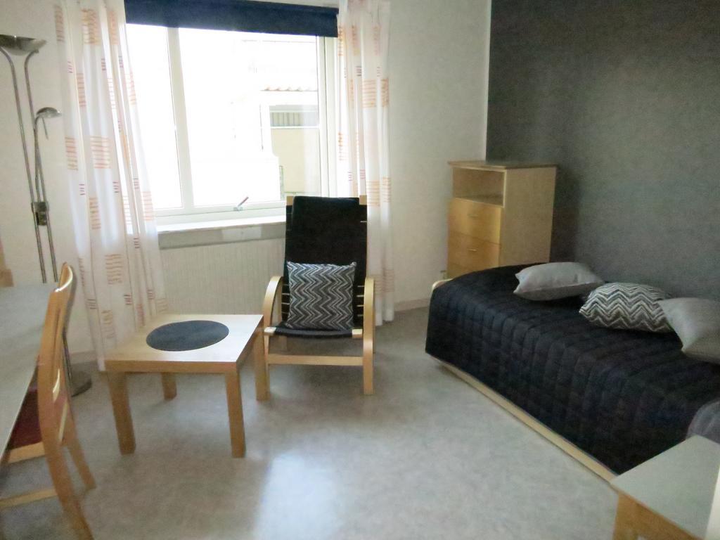 Vaernamo Folkhoegskolas Vandrarhem Номер фото